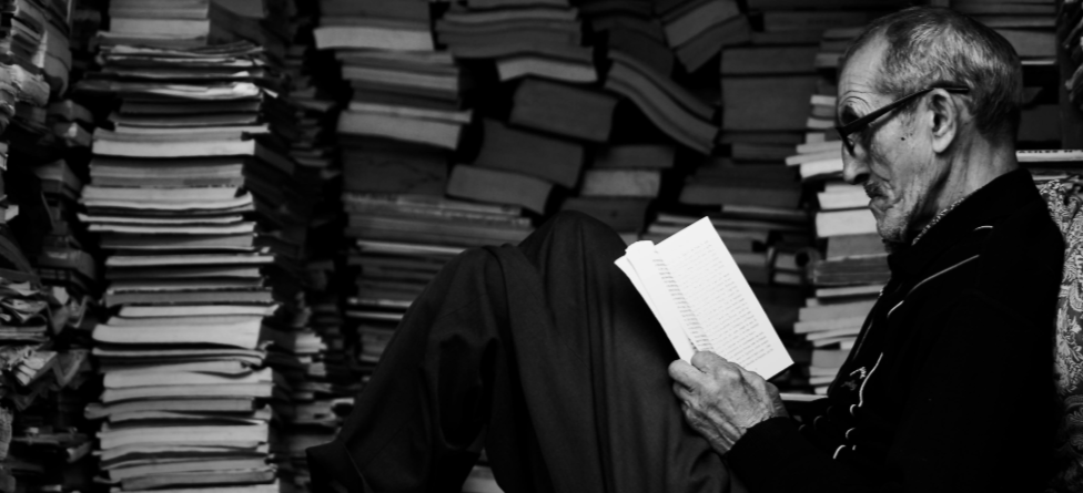 Discover 7 Must-Read Travel Books Before Your Next Trip to Morocco